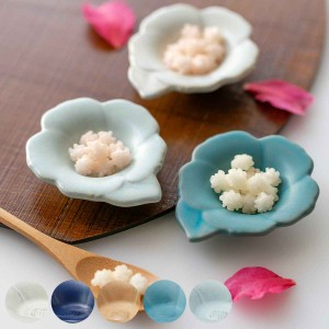 プレート 8cm 輪花皿 花皿 花シリーズ 洋食器 陶器 日本製 ぎんはく （ 食器 皿 器 豆皿 おしゃれ 花 花びら 和食器 瀬戸焼 花型 小さい 