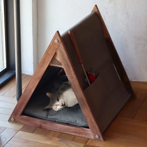ベッド 猫 三角テント クッション付き 洗える （ ペットベッド 猫用ベッド 猫用 ペット用 テント型 クッション付 おしゃれ ペットハウス 