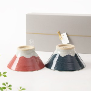 夫婦茶碗 富士山 結婚祝い 茶碗 ペア 陶器 （ 飯碗 日本製 ペアセット 食器セット お茶碗 セット 夫婦 ライスボウル 富士山型 ご飯茶碗 