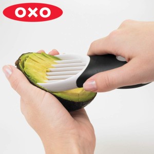 OXO アボカドスライサー （ オクソー アボカド専用 アボカド用スライサー アボカド用カッター 食洗機対応 くりぬき 種取り スライス 皮む