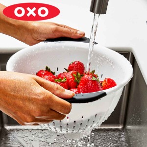 OXO コランダー 2.8L 食洗機対応 （ オクソー ザル 水切りザル ざる 水切りボウル 水切り 湯切り 野菜 下ごしらえ キッチンツール 水切り