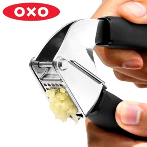 OXO ガーリックプレス にんにく絞り （ オクソー にんにく潰し ニンニク絞り にんにく用絞り器 にんにく ニンニク しぼり器 ニンニククラ