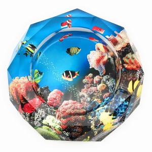 【訳あり】灰皿 クリスタル風 海底の魚 八角形 20cm
