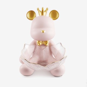 【お取り寄せ】置物 小物入れ 王冠をかぶったお座りクマさん ガラス製の花型トレイ付き スタイリッシュ (ピンク)