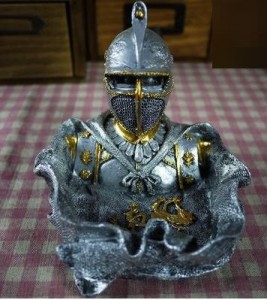 灰皿 アンティーク風 中世ヨーロッパの騎士 (B)