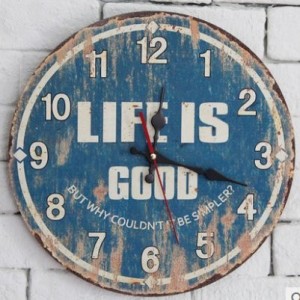 掛け時計 ビンテージ風 丸型 円型 木質風 (LIFE IS GOOD)