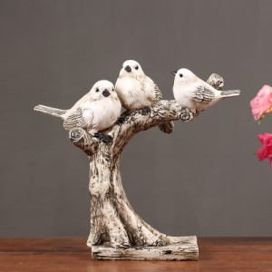 置物 木の枝にとまる ぽってりとした白い小鳥 (3羽タイプ)