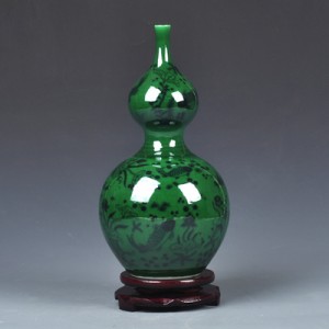 置物 花瓶 美しい翡翠のようなグリーン 模様入り 陶磁器製 (Bタイプ)