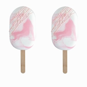 食品サンプル 棒付きアイスキャンディー ストロベリー風 キラキラトッピング 2個セット (Aタイプ)