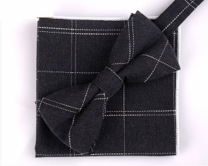 蝶ネクタイ＆ポケットチーフ ステッチラインのチェック柄 コットン 2点セット (ブラック)