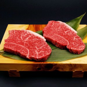 但馬牛 モモステーキ 300g 牛脂付 牛肉 和牛 国産 赤身 冷凍