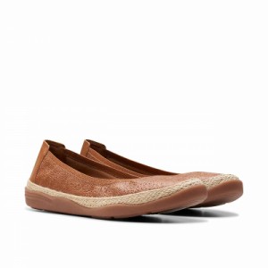 Clarks クラークス レディース 女性用 シューズ 靴 フラット Elaina Rae Tan Leather【送料無料】