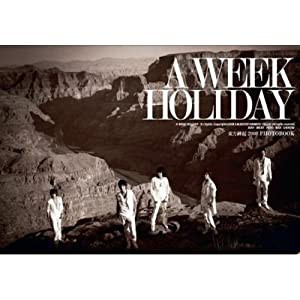 東方神起 A WEEK HOLIDAY "It's Stylish" 韓国直輸入完全限定版 写真集(中古品)