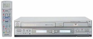 シャープ ビデオ一体型DVDレコーダー DV-RW200(中古品)