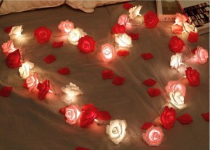 (アクアミー) バラ ストリング ライト LED イルミネーション 電池式 薔薇 造花 室内 パーティー 装飾 飾り (3m30灯 ホワイト＆レッド＆ピ