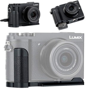 JJC 金属ハンドグリップ Panasonic Lumix GX7 Mark III II GX7M3 GX7M2 用 DMW-HGR2 互換 電池交換便利