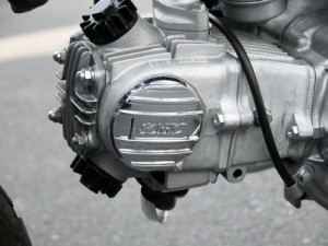 キジマ (kijima) バイク バイクパーツ ヘッドサイドカバーL SOHCロゴ入り モンキー(MONKEY)/ゴリラ/DAX等 アルミダイキャスト/メッキ 101