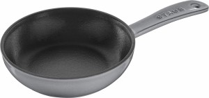 staub ストウブ  スキレット グレー 16cm  フライパン ホーロー 鋳物 鉄 IH対応 【日本正規販売品】 Skillet 40501-145