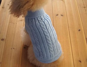 Shimoran かわいいペットの服、ヨーロッパの古典的なペットのセーター、古典的なアランニットとタートルネックの犬のセーター (XS, ブル