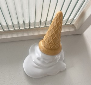 ソフトクリームドアストッパーアイス置物おしゃれかわいいアンティーク韓国雑貨北欧アイスアイスクリームディスプレイ玄関室内ドアストッ