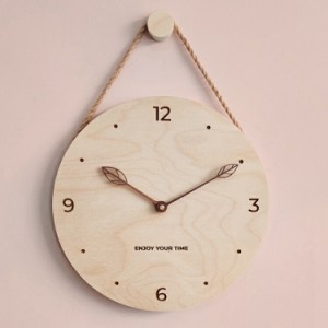 壁掛け時計 おしゃれ 掛け時計 北欧スタイル 木目調 木製 かわいい 壁掛時計 掛け時計 時計 アンティーク オシャレ お誕生日 祝い 結婚祝