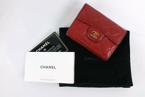 シャネル 財布 三つ折り マトラッセの通販｜au PAY マーケット