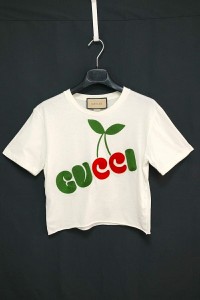 GUCCI グッチ レディース クロップド丈 Tシャツ ホワイト チェリー ロゴ 刺繍　XXS 【中古】