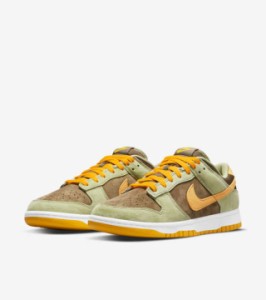 NIKE DUNK LOW OLIVE GOLD ナイキ　ダンク　ロウ　オリーブゴールド