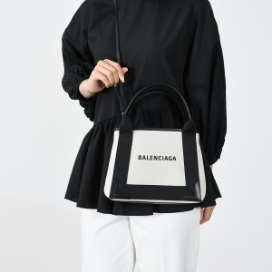 BALENCIAGA バレンシアガ バッグ ハンドバッグ ショルダーバッグ カバス CABAS XS トートバッグ 3903462HH3N レディース ベージュ ブラッ