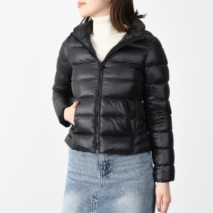 MACKAGE マッカージュ ダウン アウター KASSIDY ダウンジャケット キッズ レディース ブラック 冬 防寒 無地 人気 おすすめ ギフト プレ