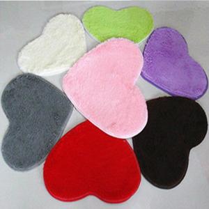 スーパーソフトハート型ラグ 滑り止めフロアマット 強い吸水性マット30cm 40cm 7色入りの通販はau Wowma ワウマ キキ屋 Wow 商品ロットナンバー