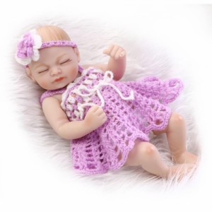塗られた毛が付いている27cmのかわいいシリコーンのシミュレーションの睡眠の赤ん坊の柔らかい人形