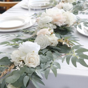 屋外模造花輪高密度長く手作り結婚式のセンター ピース テーブルの装飾アーチの背景の装飾