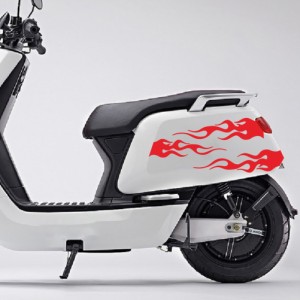 バイクステッカー 炎模様 車体 造形 装飾 デカール 汎用 D-2107