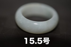 81-30 美品 15.5号 天然 翡翠 白瓷 リング 板指 広幅  指輪 硬玉 馬鞍くりぬき 誕生石