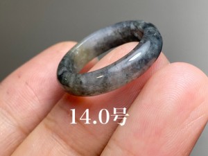 L6-46 美品 黒翡翠 14.0号 ミャンマー産天然 A貨 本翡翠 くりぬき リング