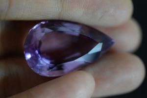 1-13 一点物 超大粒天然アメジスト 雫 アメシスト 紫水晶 ２月誕生石 天然石 ルース 裸石