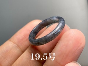 L6-91 上品 黒翡翠 19.5号 ミャンマー産天然 A貨 本翡翠 くりぬき リング