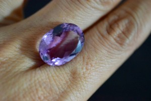 1-6 特売 一点物 超大粒天然アメジスト 楕円 アメシスト 紫水晶 ２月誕生石 天然石 ルース 裸石