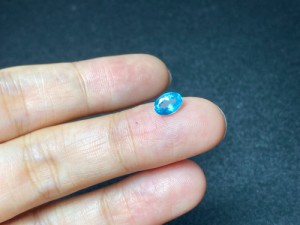 RHS01 宝石質 ブルー 5x7mm アパタイト パライバカラー ルース 天然石 レアストーン ジュエリー素材 ファセットカット