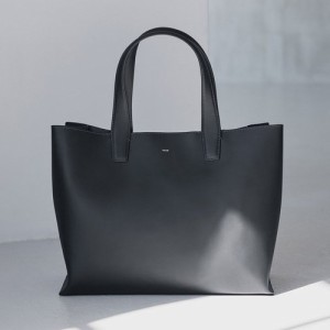 ファーロ FARO トートバッグ カルマ トート ラージ ネロ F2311B101 310 Calma Tote Large 牛革 大きいサイズ シンプル 通勤 ビジネス