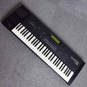 Roland ローランド XP-60 シンセサイザー 【 中古 】