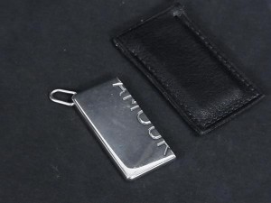 HERMES エルメス シンボル AMOUR アムール 片方のみ ペンダントトップ ネックレストップ アクセサリー シルバー系 DI5655