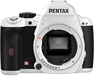 PENTAX デジタル一眼レフカメラ K-r ボディ ホワイト K-rBODY WH(中古品)