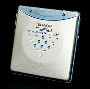 SHARP シャープ　MD-ST70L-A ブルー　ポータブルMDプレーヤー（MD再生専用機）(中古品)