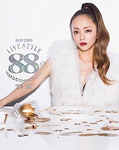 namie amuro LIVE STYLE 2016-2017 [Blu-ray](中古品)