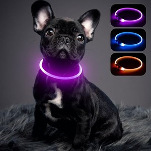 COLASEEME 小型犬 光る首輪 視認距離500Mで夜間も安心 犬 猫 光る 首輪 ライト 夜 散歩USB 充電式 (ピンク)