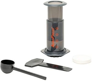 AEROPRESS エアロプレス コーヒーメーカー フレンチプレス 1杯用 エスプレッソ アイスコーヒー フィルター150枚入り 圧力抽出 エアロプレ