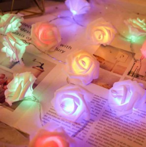 [アクアミー] バラ ストリング ライト LED イルミネーション ガーランド 薔薇 造花 室内 パーティー 飾り (カラフル4色, 3メートル30灯)