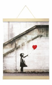 バンクシー ハンガータイプ ホワイト Banksy Red Balloon White Hanger style  IBA-61992 bic-8868799s1  タペストリー 壁紙 装飾フィル